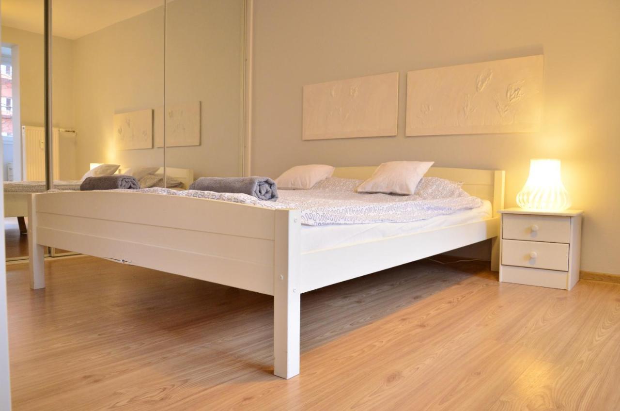 Cozy Apartment By The Old Town Gdansk Exterior photo